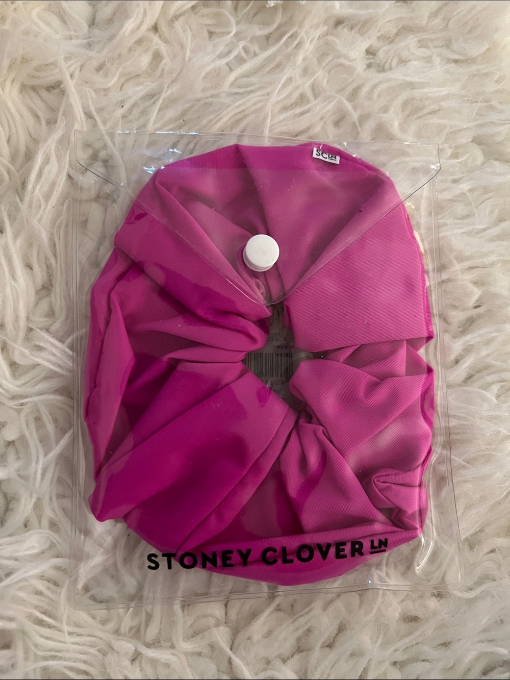 Stoney Clover Lane Fuchsia Oversized Scrunchie